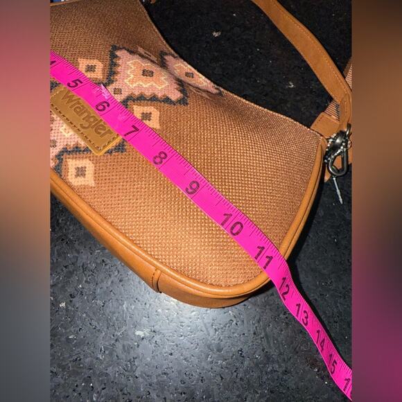 NEW Wrangler Brown Aztec Southwestern tapestry BAG SET WEEKEND DUFFLE & PURSE - Picture 11 of 15